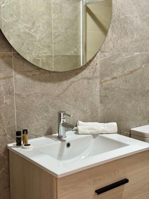 Spacious 3Bd Central Malaga With 2Bh & Ac Kültér fotó